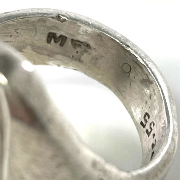 Signed, Taxco Vintage Sterling Silver Modern Wave Ring Size 8 US - Picture 4 of 4